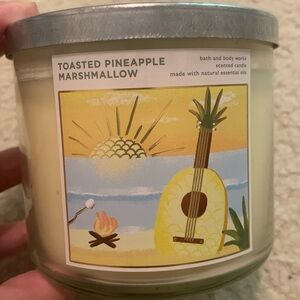 Bath & Body Works Toasted Pineapple Marshmallow candle (2022) 🍍